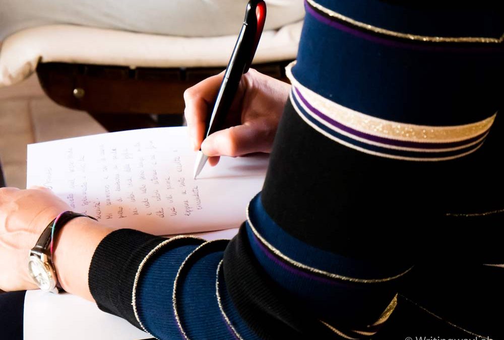 Scrittura a mano: i benefici di una pratica antica