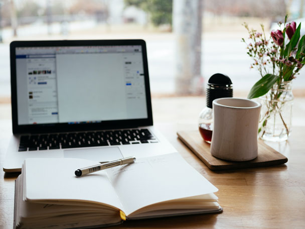 come promuovere un libro su fb