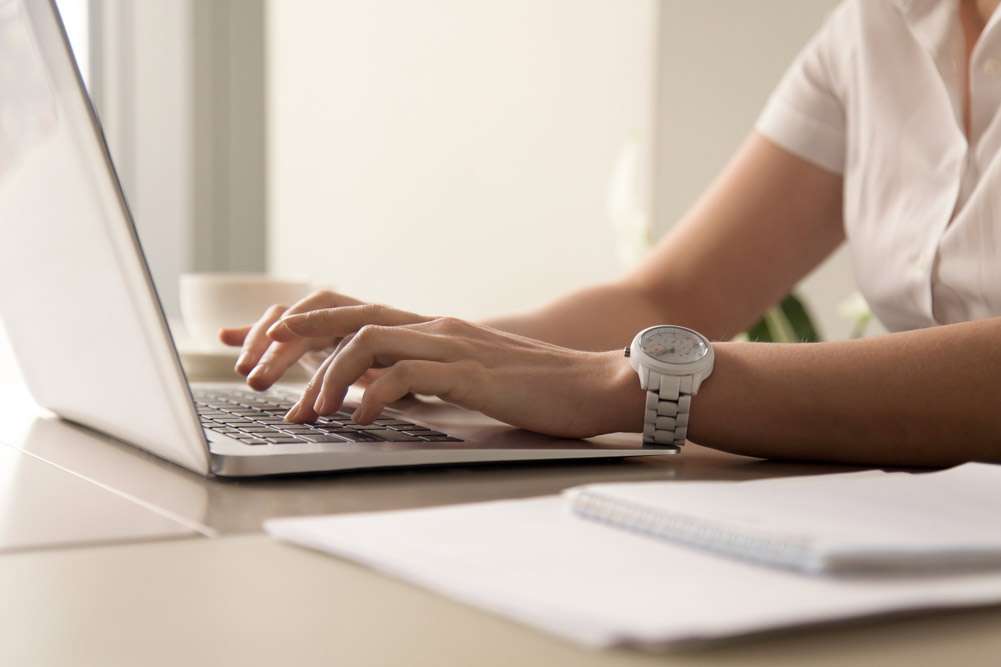 scrivere-su-linkedin-cover