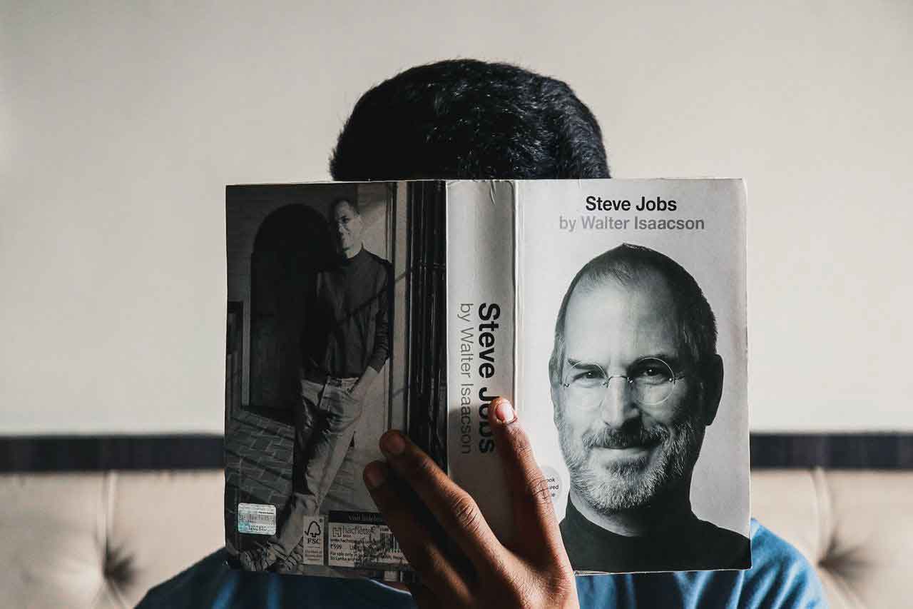 Biografie-di-imprenditori-articolo-Ale-perotti esercizi di scrittura creativa